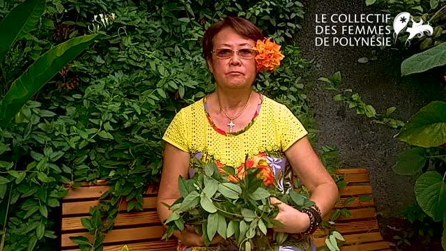 Rachel Livine nous présente sa recette du bain de vapeur au chèvrefeuille (anti Covid-19 !)