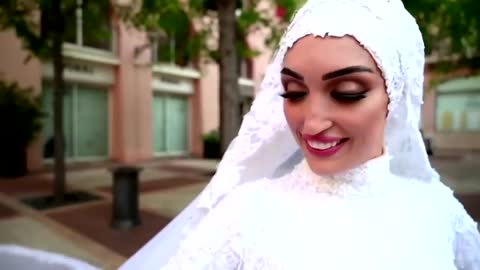 Beirut explosion rocks bride's photoshoot