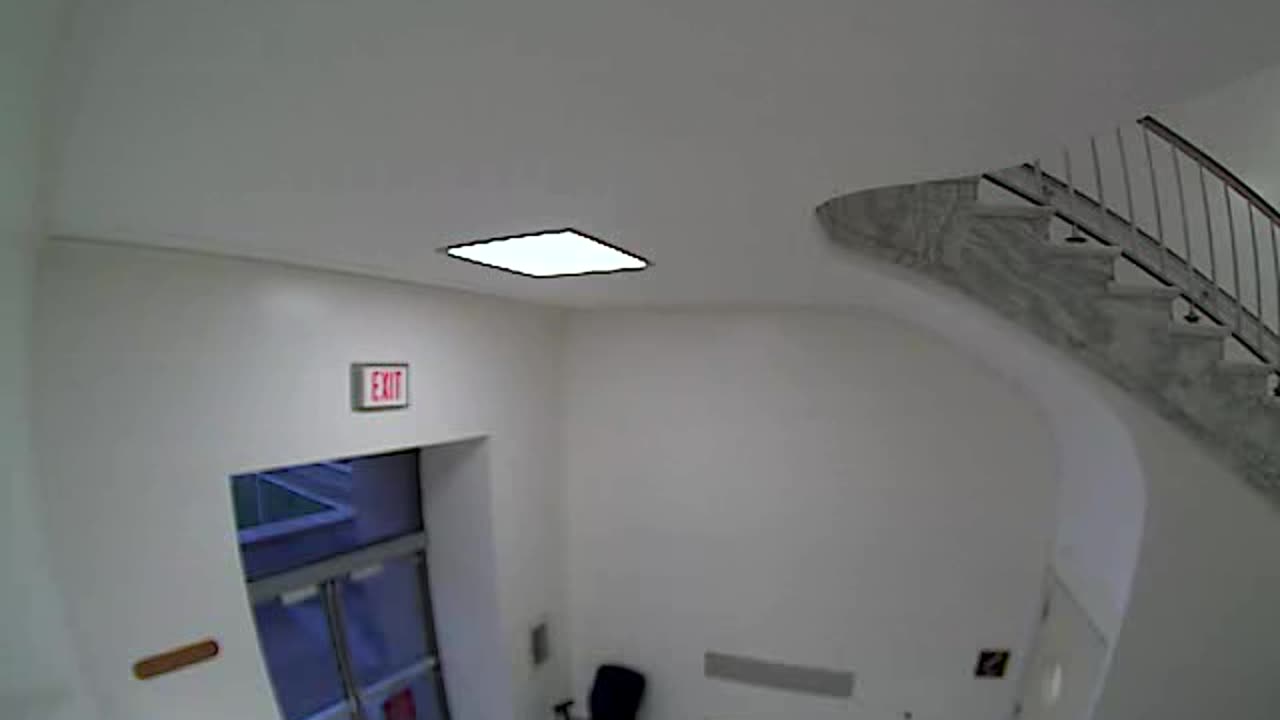 3163RHOBGRStair6FireExitDoor_2021-01-06_17h00min04s267ms.mp4