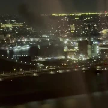 Small explosion at the ConEd plant in Brooklyn causing a momentary NYC power outage