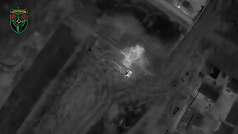 Ukraine War R18 Drone Drops AT Grenades Onto Russian T-72