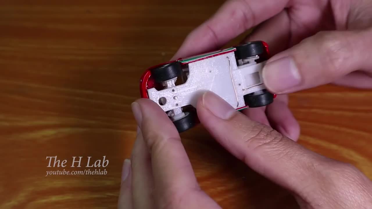 Fiat 500 Strong Wheels 1:76 to Bluetooth RC