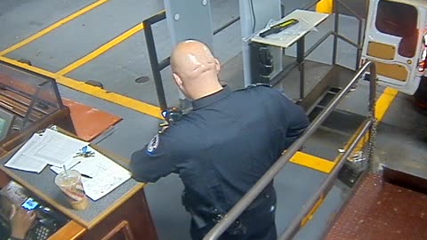 3205LHOBBACStLoadingDock_2021-01-05_17h35min28s240ms.mp4