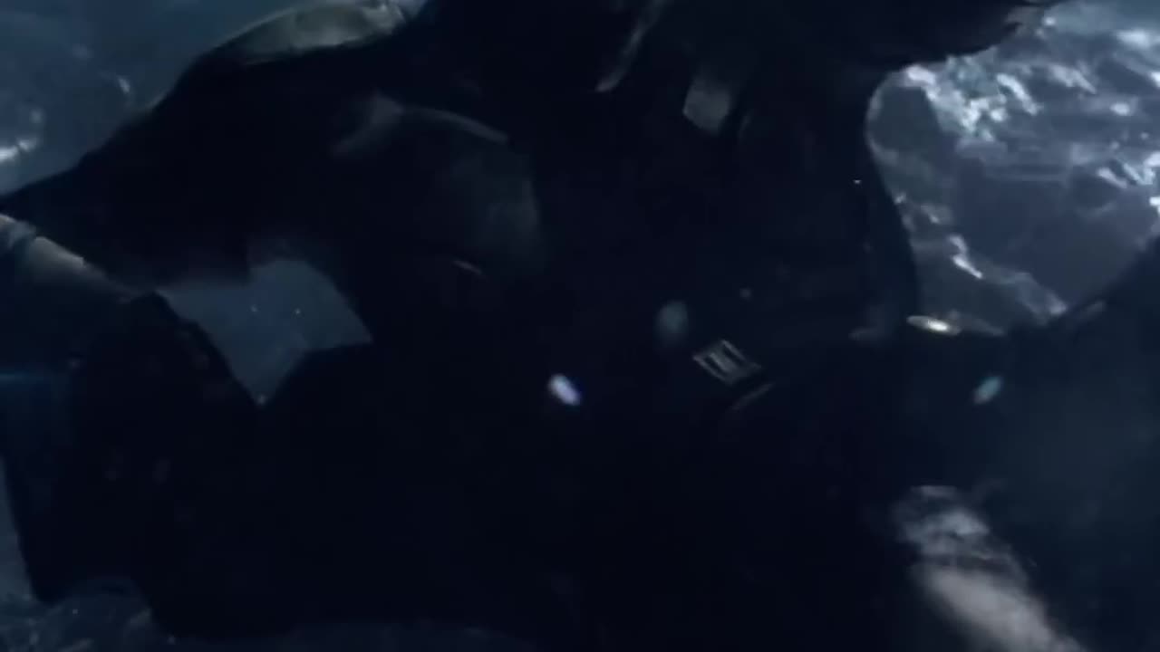 Brunnhilde remembers the day the Valkryior were wiped out by Hela 😱