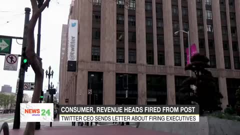 Twitter Sacks Two Top Executives Ahead of Elon Musk's Takeover | News Updates 24