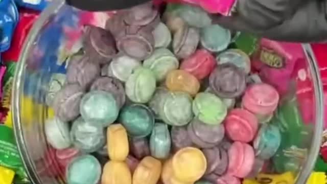 Extreme 100 Sour Warheads Freeze Dried Challenge