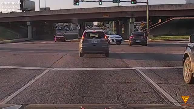 Careless Tulsa Drivers 2021.06.16 — TULSA, OK