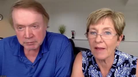 Hold Em Fold Em Or Double Down The Chuck and Julie Show June 29, 2022