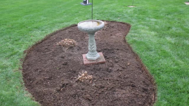 Bed Edging Greencastle PA Landscape Mulching Contractor