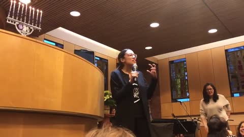 Alexandria Ocasio-Cortez claims she has Jewish ancestry