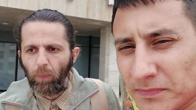 Partea 3- Duminica 30.05.2021 Mihai si vecinul Sorin la Maratonul vaccinarii in Teatru din Craiova