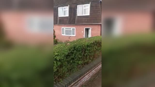 Entire UK Street Sings Happy Birthday To OAP, 98