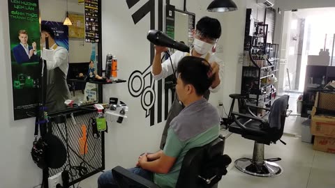 Relaxing shampoo and facial massage with a beautiful girl at 30 shine Le Van Viet