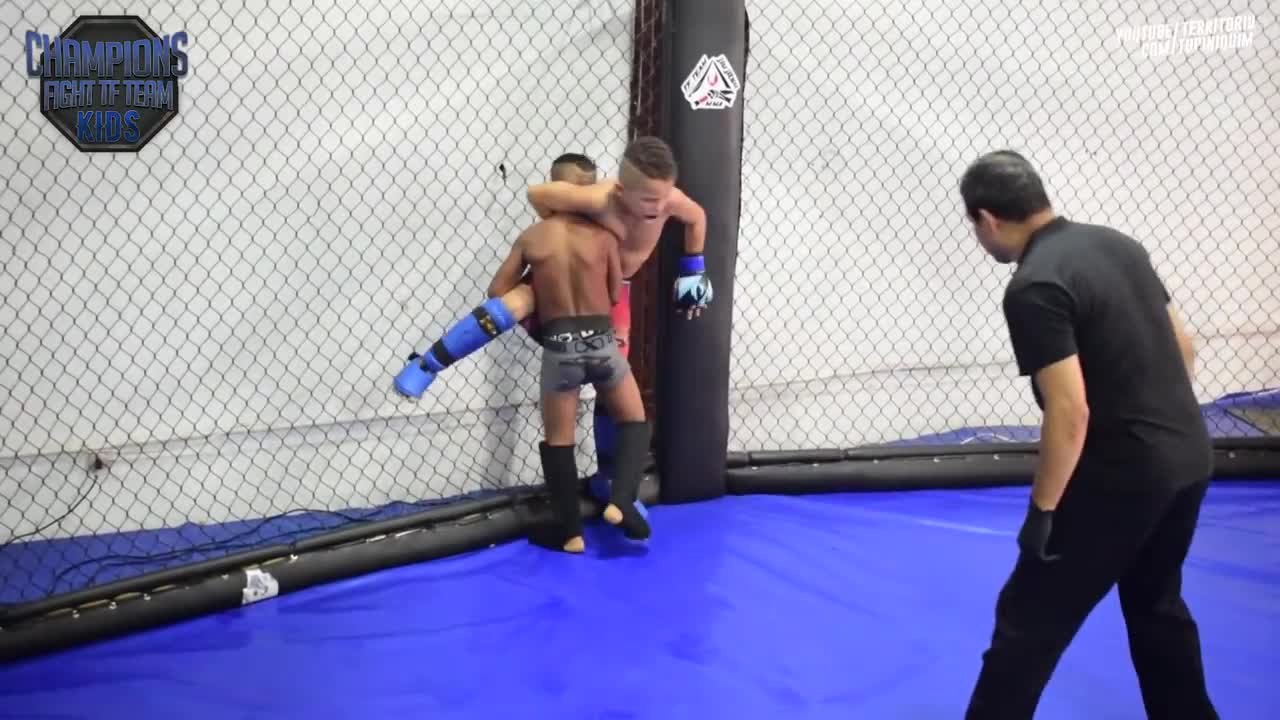 [ KID Champions Fight ] Tayson vs Bryan Lee - MMA Kids