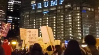 Paid protesters in Chicago