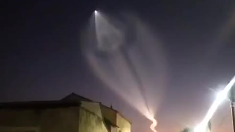 Similar Phenomenon was captured on camera last night all over the world & no one is talking about it