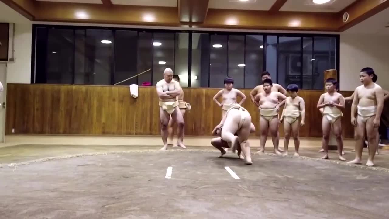 Meet Japan's 10-year-old sumo champion