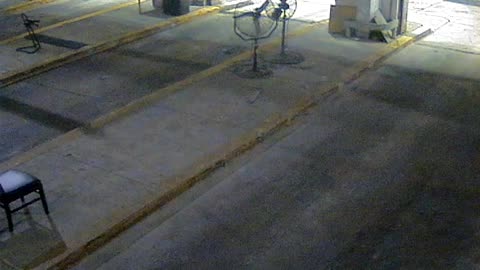 3138RHOBG3CStGarageLeftDoor_2021-01-05_20h27min07s407ms.mp4