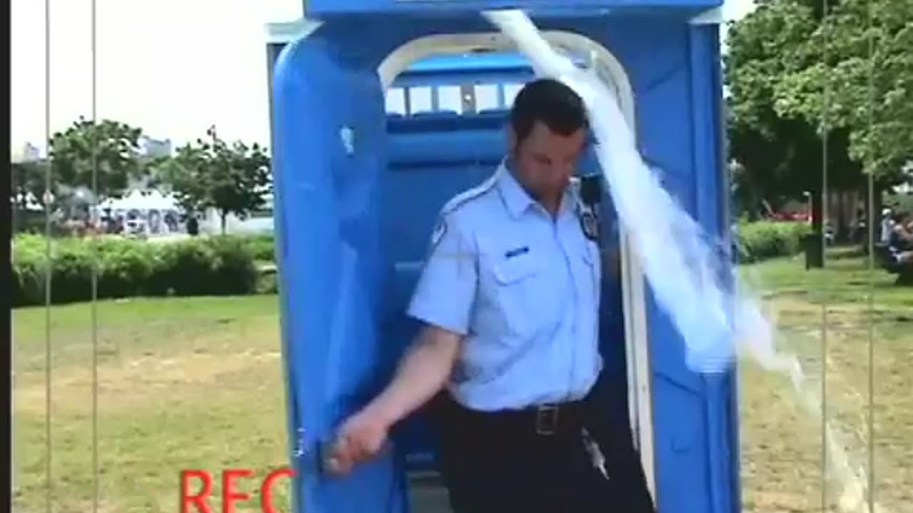 Toilet prank gone bad - Just For fUN