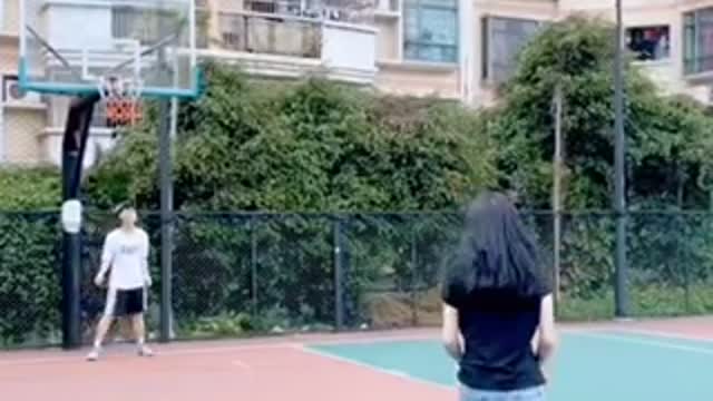 Chinese girl with 3 balls challenge.