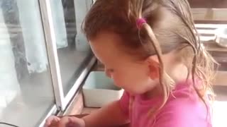 Little Girl Hilariously Gets Alexa To Listen To Her