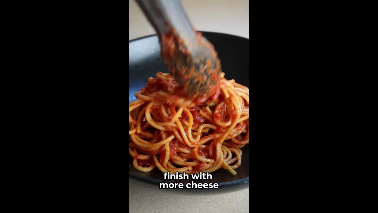 TOMATO GARLIC SPAGHETTI