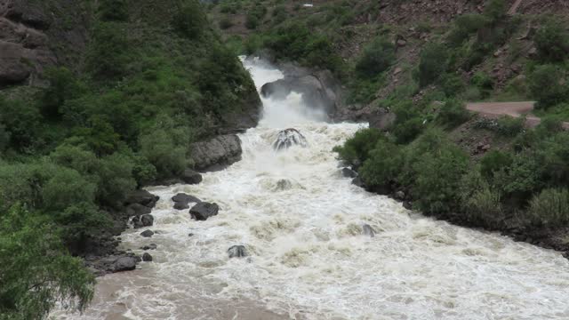 Apurimac River tributary flood stage 2015