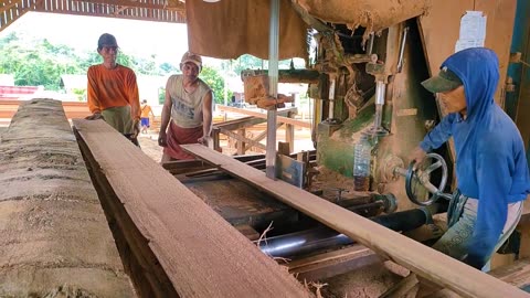 Sawn Super Straight Red Meranti Wood To Make Planks, Usuk Beams