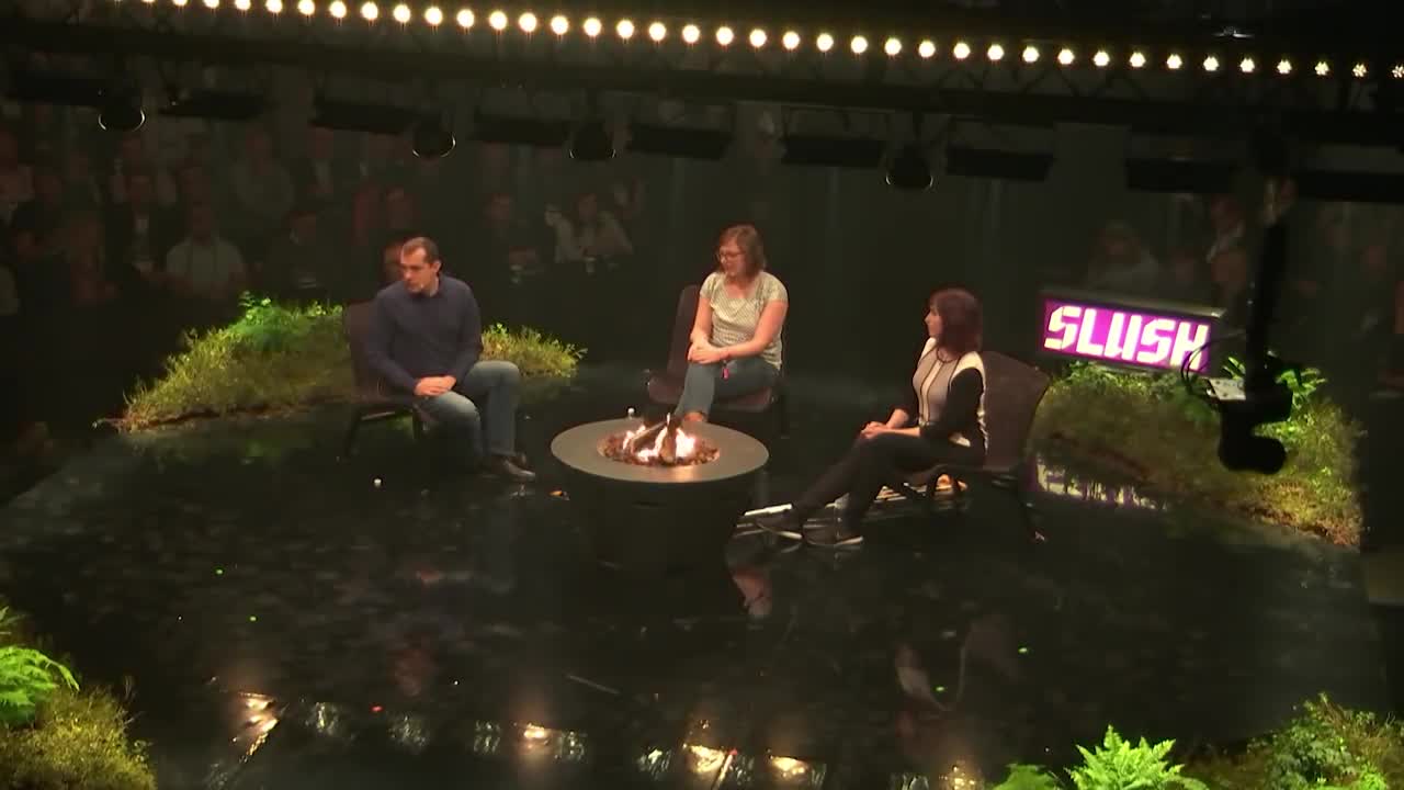 Slush17 Panel: Farewell to Centralised Data