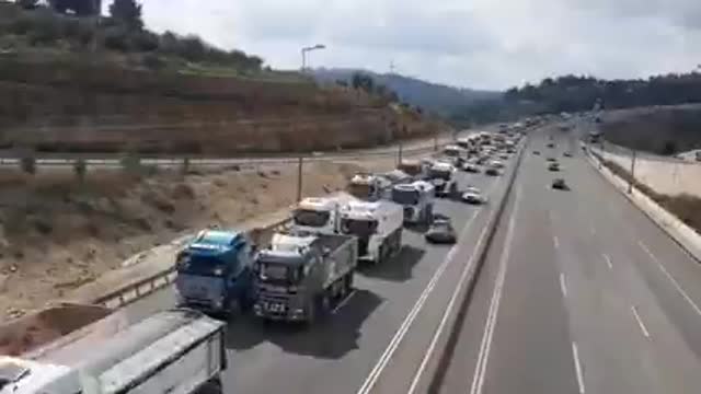 Convoy of trucks and vehicles arrives in Jerusalem, Israel's capital, to protest Covid restrictions.