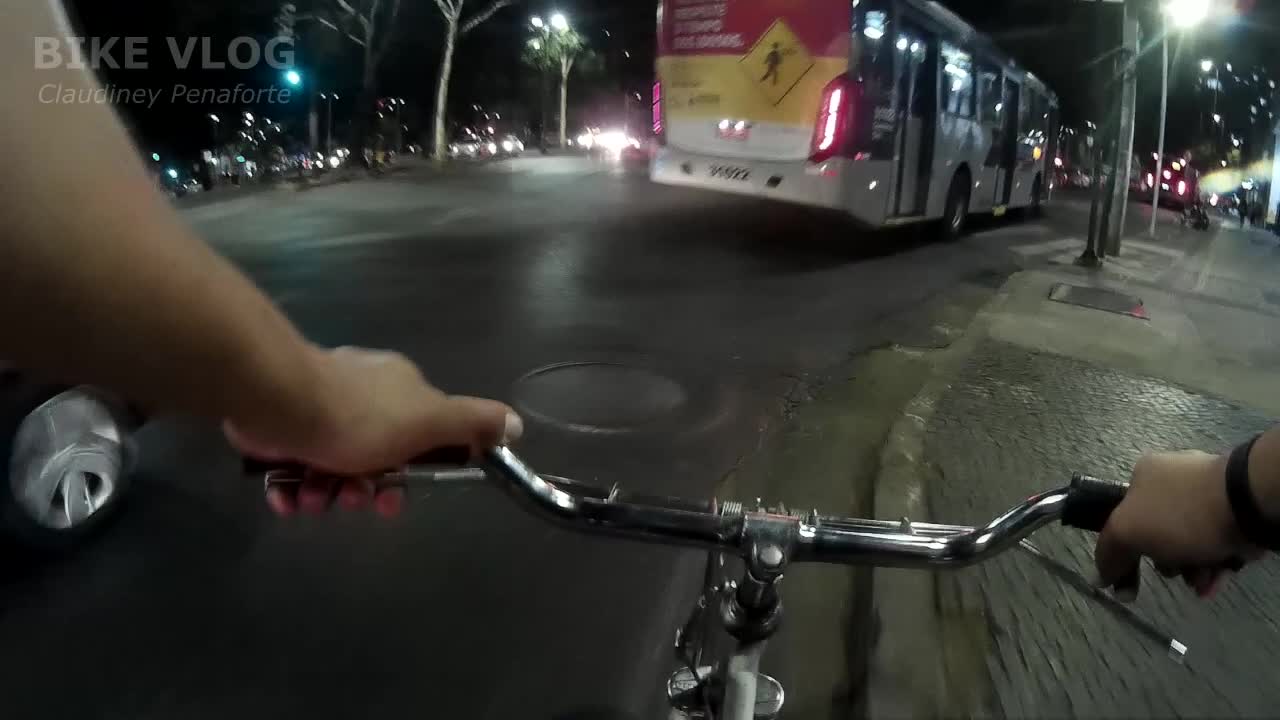 PEDALANDO NO CENTRO DE BH A NOITE / BikeVlog Parte 2