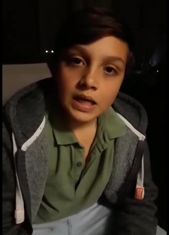 Ο 12ΧΡΟΝΟΣ ΚΥΠΡΙΟΣ ΠΟΥ ΜΙΛΑΕΙ ΓΙΑ ΜΑΣΚΕΣ, ΤΕΣΤ & ΕΜΒΟΛΙΑ!