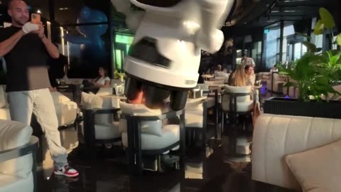 Robotic waiters 😉🧐