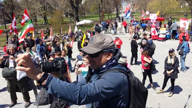 Iranian refugee warns against government attacks on freedom, Toronto freedom rally May 7, 2022