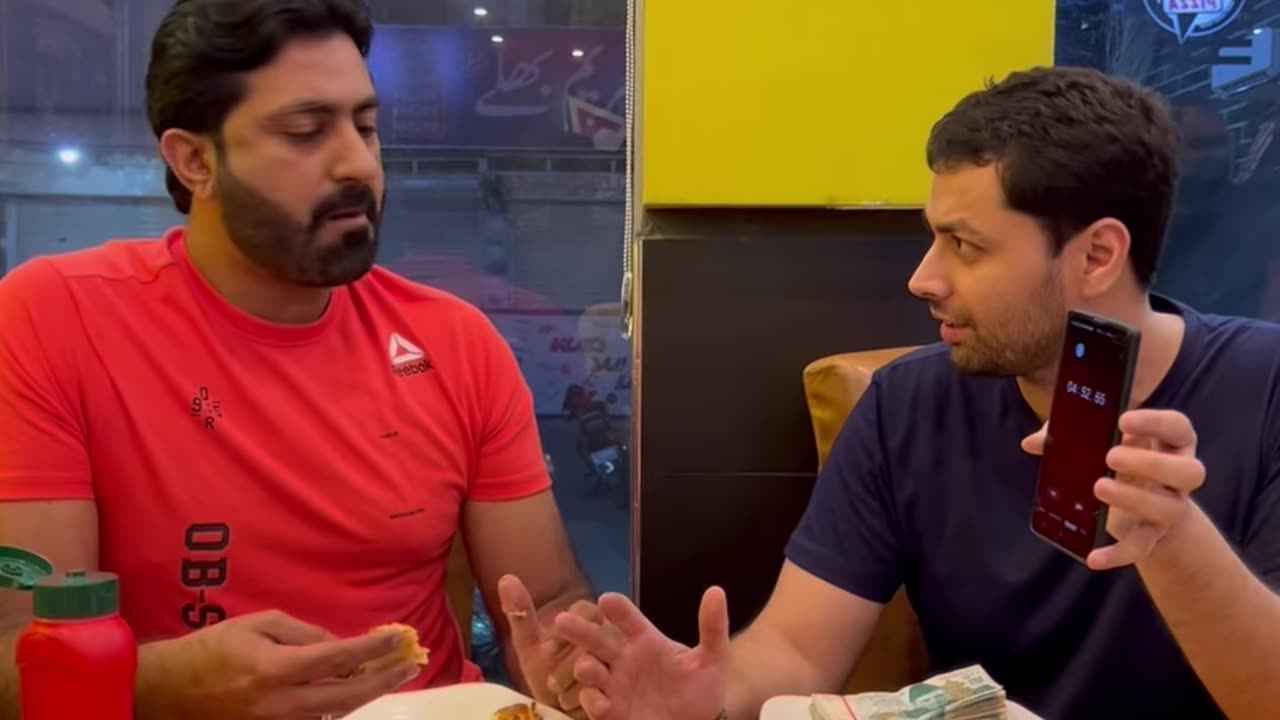 Eating 25” Pizza Challenge for 50 Thousand, Butt is here