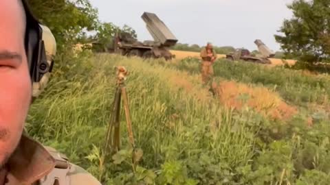 Ukrainian soldier posted a video with good morning caption