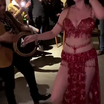 bellydancer