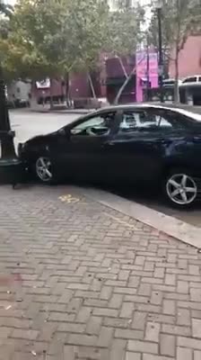 Guy Taunts Trump Supporter Results In Instant Self Inflicted FAIL! (FUNNY)