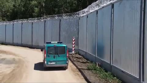Poland resurrects Iron Curtain