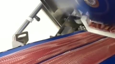 Fully automatic meat cutting, knife and bar