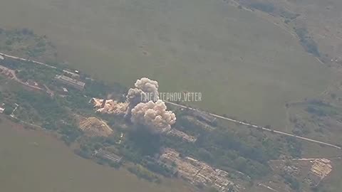 In Seversk, Russian aviation fired FAB-500 UMPK guided bombs at Ukrainian army positions