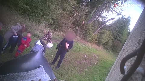 Policija i djeca migranti