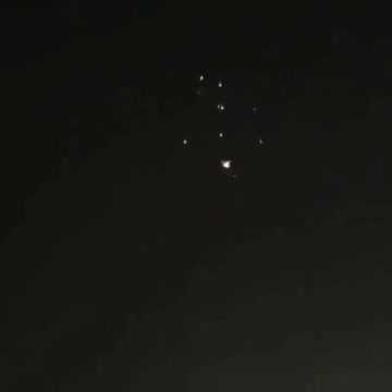 10. UFOs return to the pyramids in Egypt