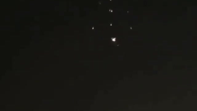 10. UFOs return to the pyramids in Egypt