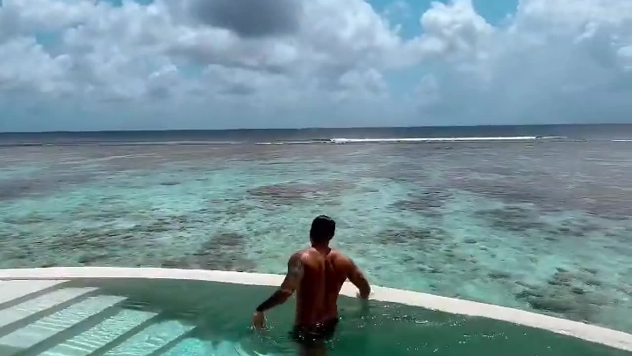 Morning routines in Maldives! 💦☀️ #shorts #goals #maldive #explore # fun #swimming