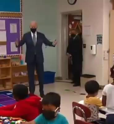 🤣🤣🤣 Pedo Peter