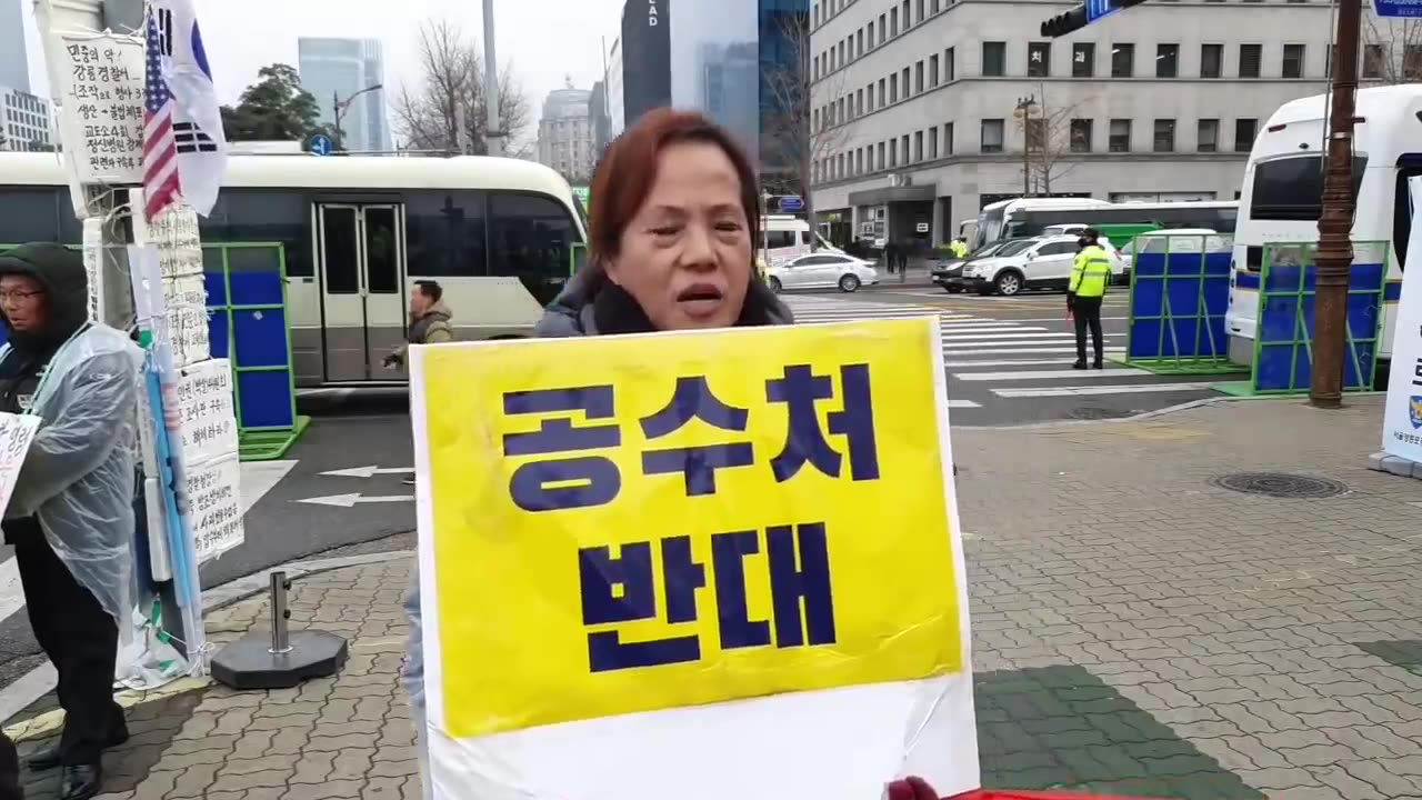 20200104_V3_S02(Q6GEE9PVN7s)피가 묻은 태극기를 들고 몸을 불사르는 심정으로 천상의 소리를 전하다