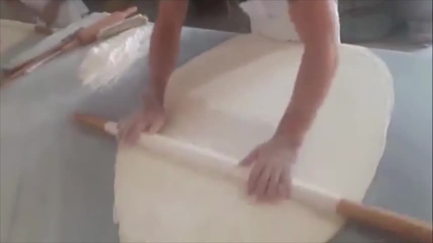 How To Cut Dough Cake