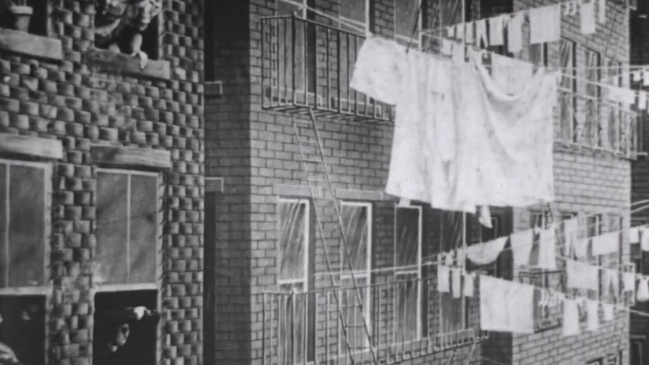 The Burglar's Slide For Life (1905 Original Black & White Film)