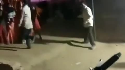 A man drunk and dancing at a wedding | funny video dance on desi look
